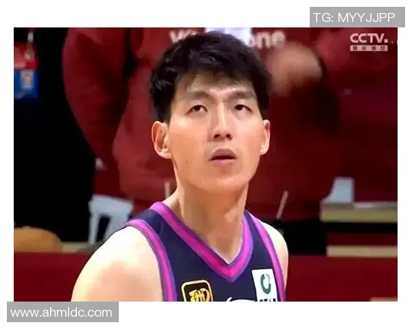 吴前：从篮球场上的拼搏到生活中的坚持与成长之路